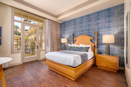 The Agrarian Hotel - Guest Room